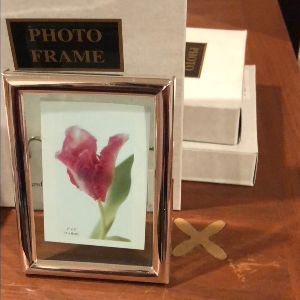 3-silver frames